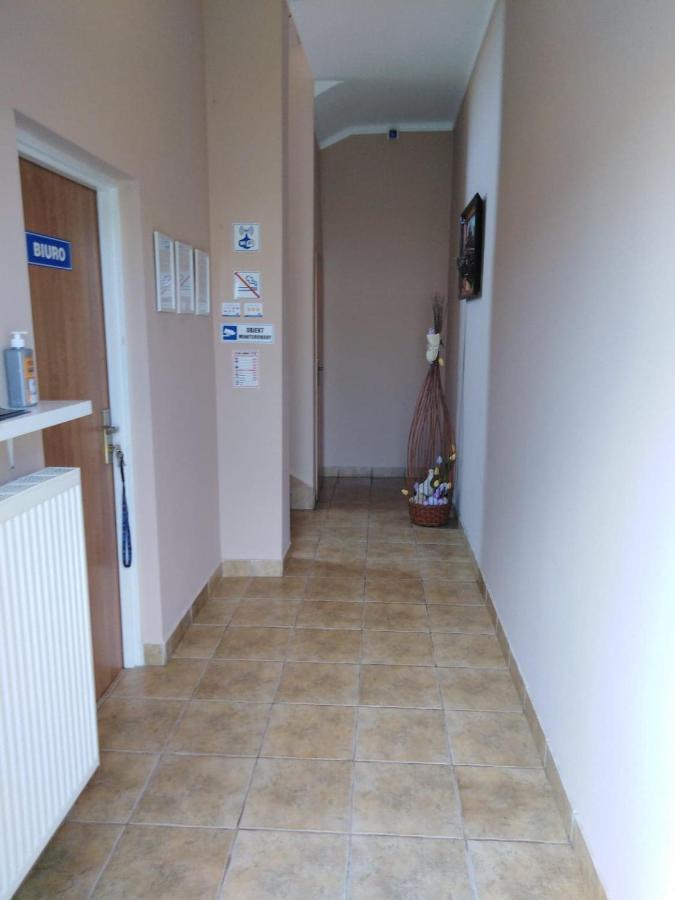 Aparthotel Pod Kogucikiem à Krzyzanowice Extérieur photo