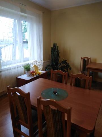 Aparthotel Pod Kogucikiem à Krzyzanowice Extérieur photo