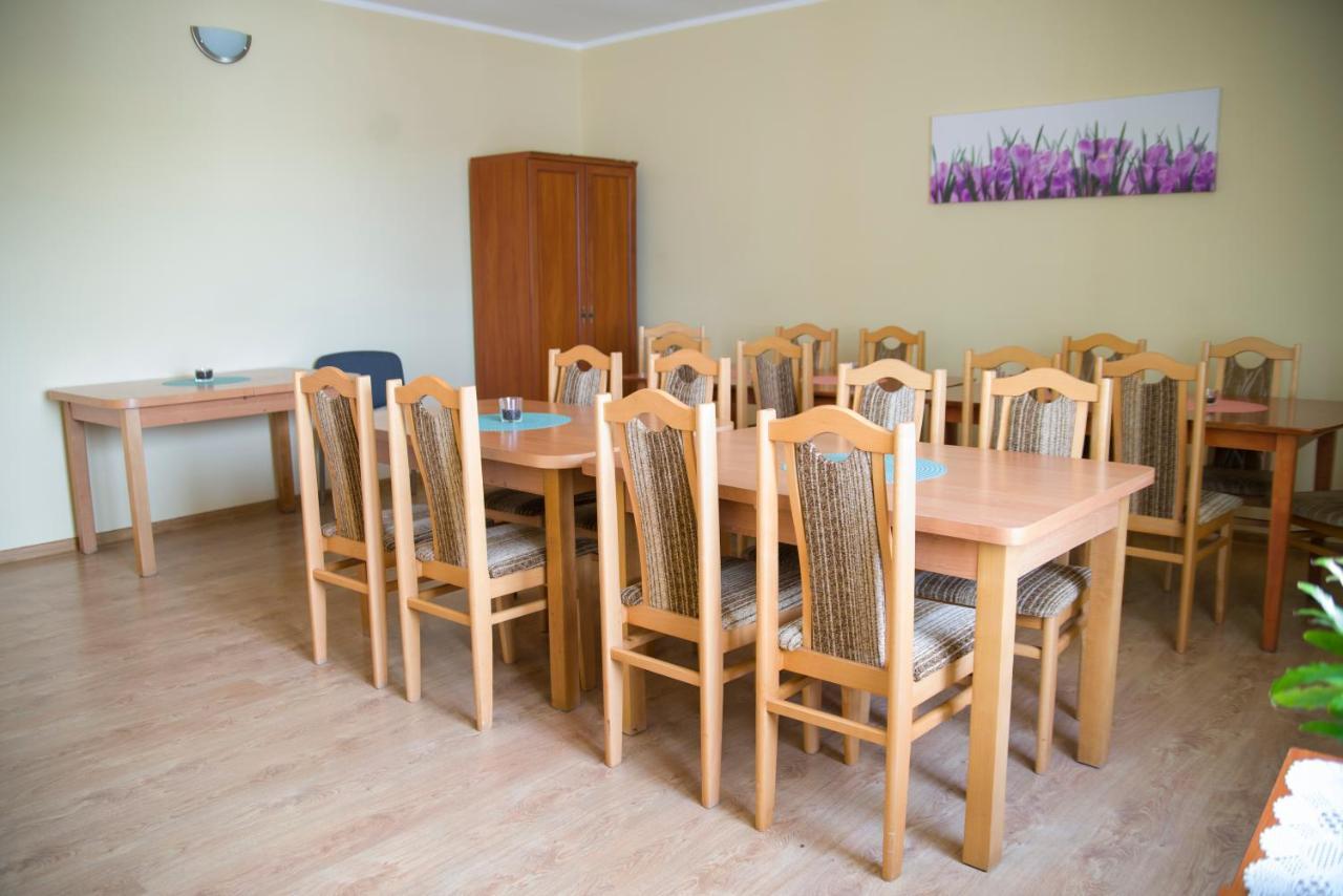 Aparthotel Pod Kogucikiem à Krzyzanowice Extérieur photo