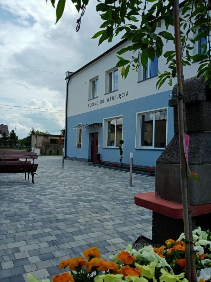 Aparthotel Pod Kogucikiem à Krzyzanowice Extérieur photo