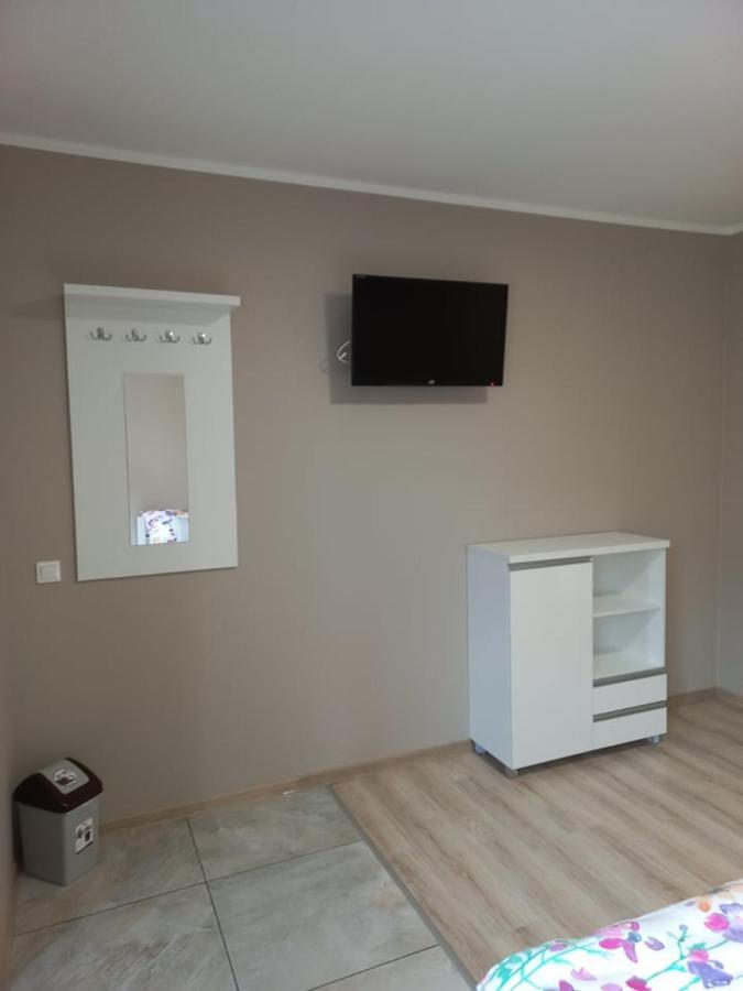 Aparthotel Pod Kogucikiem à Krzyzanowice Extérieur photo