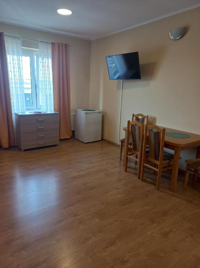 Aparthotel Pod Kogucikiem à Krzyzanowice Extérieur photo